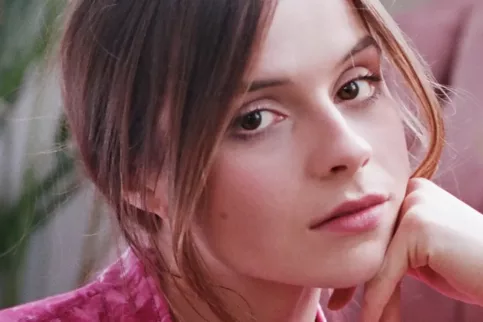 Gabrielle Aplin - DR