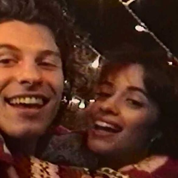Shawn Mendes & Camila Cabello - The Christmas Song - Capture YouTube