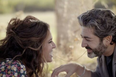 Elisa Tovati x John Mamann - Tout va bien - Capture YouTube