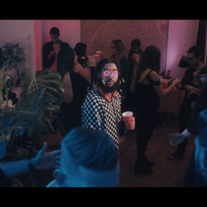 Kikesa - Clip L'anniversaire de Julie - Capture YouTube