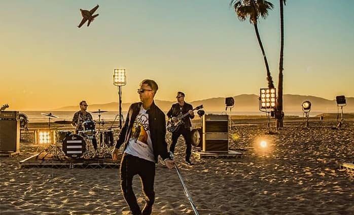 OneRepublic - I Ain't Worried - DR