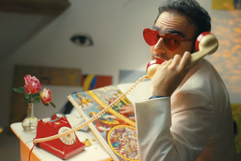 Joseph Chedid dans son dernier clip "Appelle la chance"