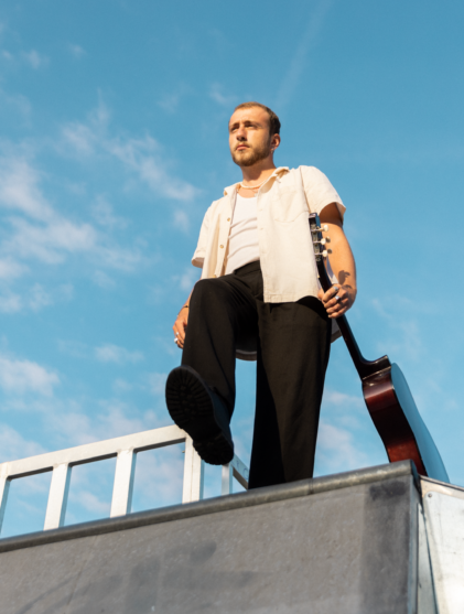 Allan Védé sort son premier album Humanoïde