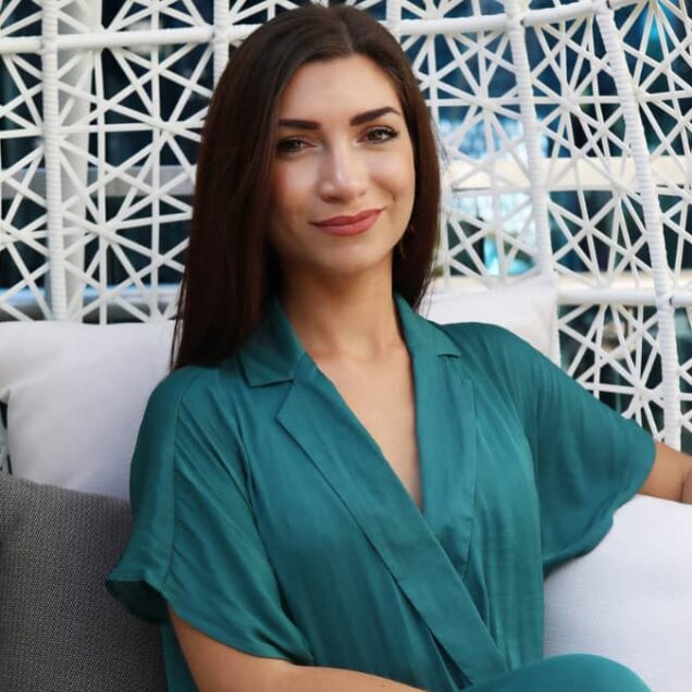Elena Hurstel - DR