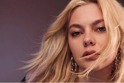 Louane - © Damien Krisl