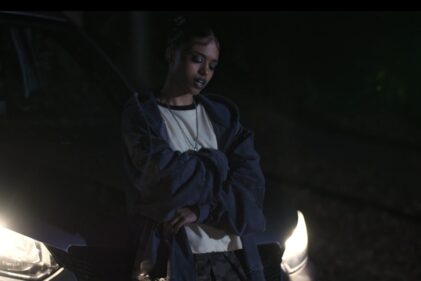 Neona - Clip Trône - Capture YouTube